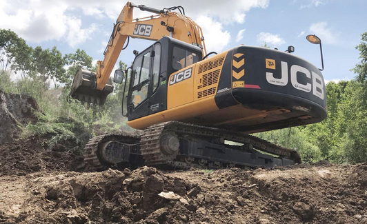 Гусеничный экскаватор JCB JS 205